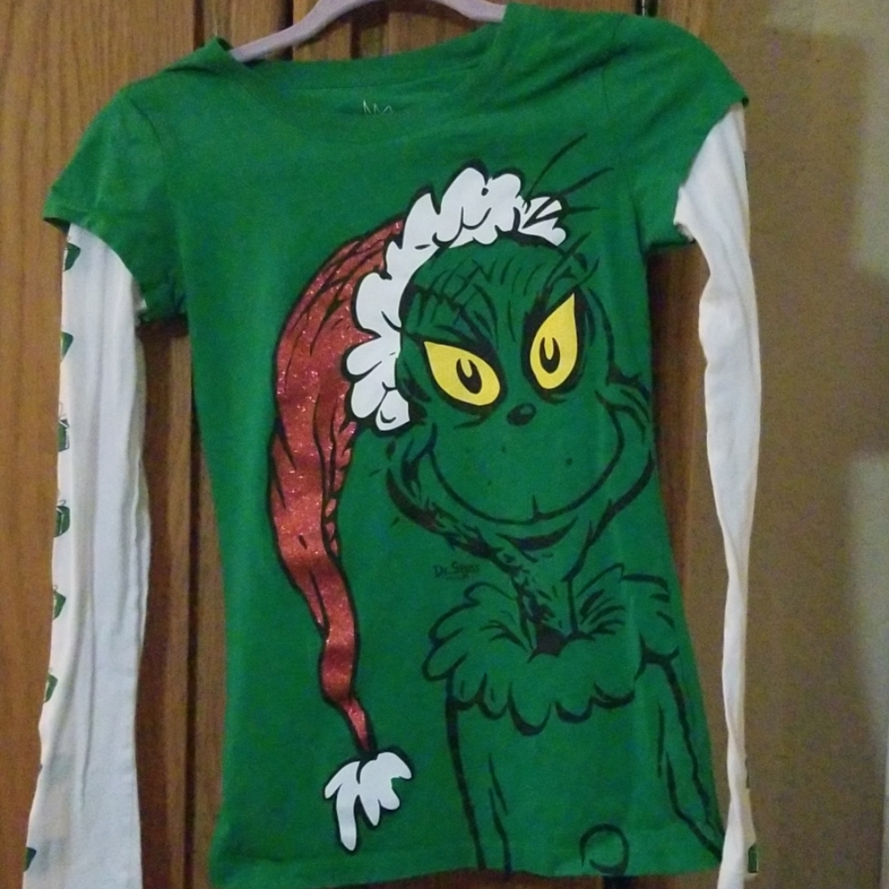 Long sleeved Grinch t-shirt